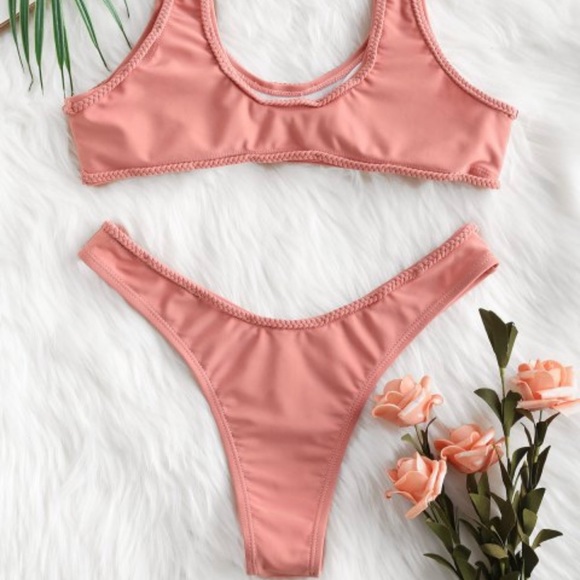 Bikini Set - Picture 2 of 4